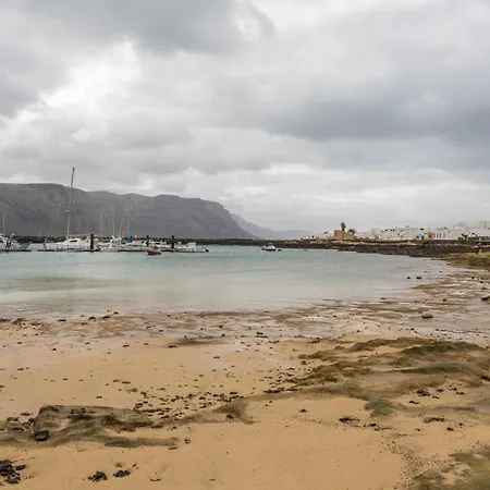 El Sombrerito 2 * Caleta de Sebo